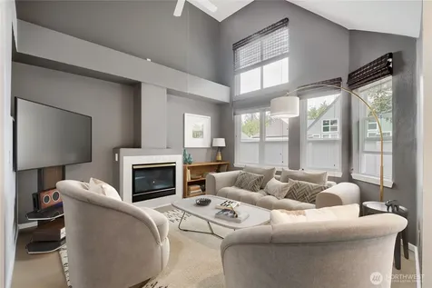 6711 S 239th Place Kent WA 98032