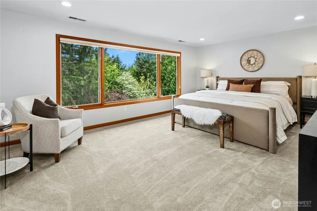 20005 NE 42nd Street Sammamish WA 98074