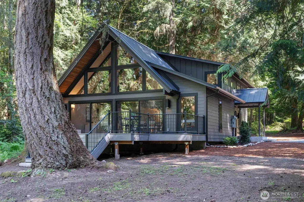 12930 SW 204th Street Vashon WA 98070