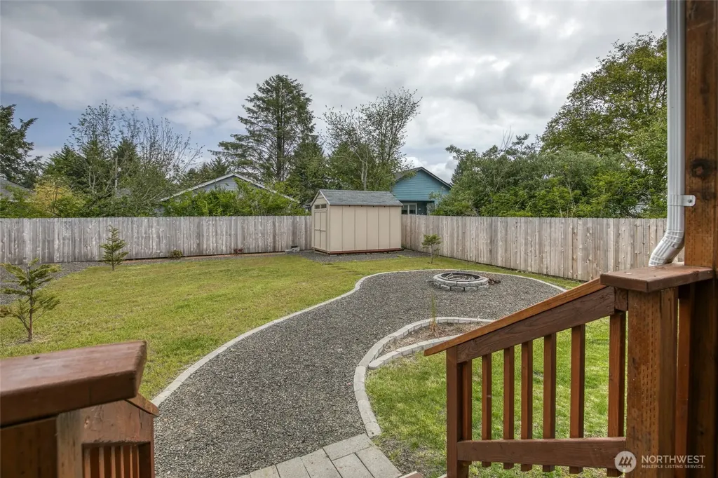 164 N Oar Loop NW Ocean Shores WA 98569