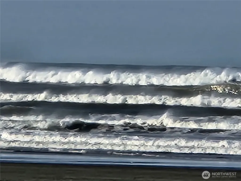 164 N Oar Loop NW Ocean Shores WA 98569