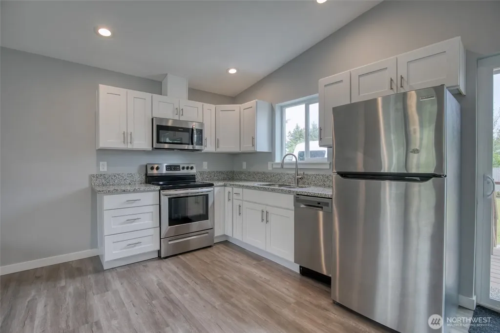 164 N Oar Loop NW Ocean Shores WA 98569