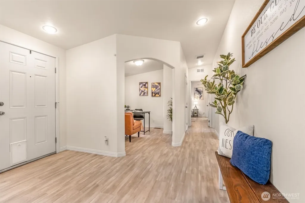 1725 242nd Street SE Bothell WA 98021