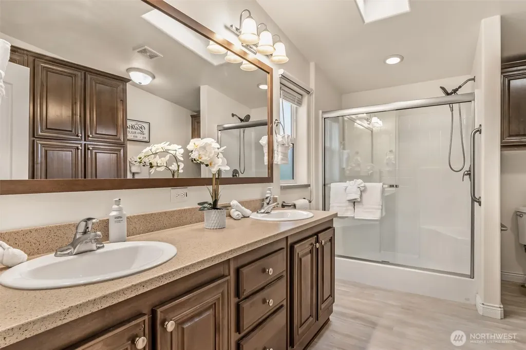 1725 242nd Street SE Bothell WA 98021