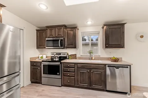 1725 242nd Street SE Bothell WA 98021