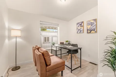 1725 242nd Street SE Bothell WA 98021
