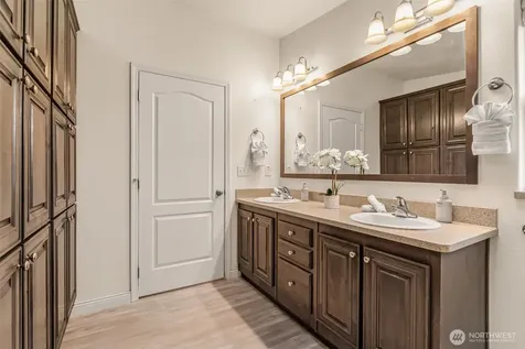1725 242nd Street SE Bothell WA 98021