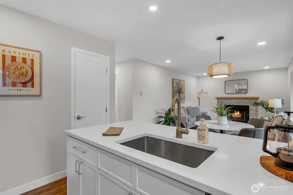11701 100th Avenue NE Kirkland WA 98034