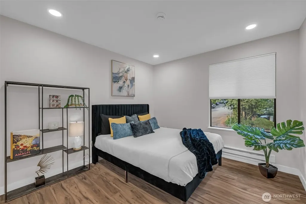 11701 100th Avenue NE Kirkland WA 98034
