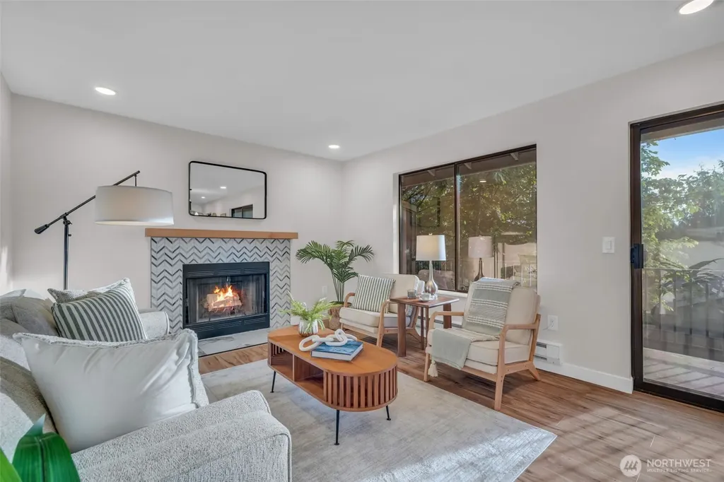 11701 100th Avenue NE Kirkland WA 98034