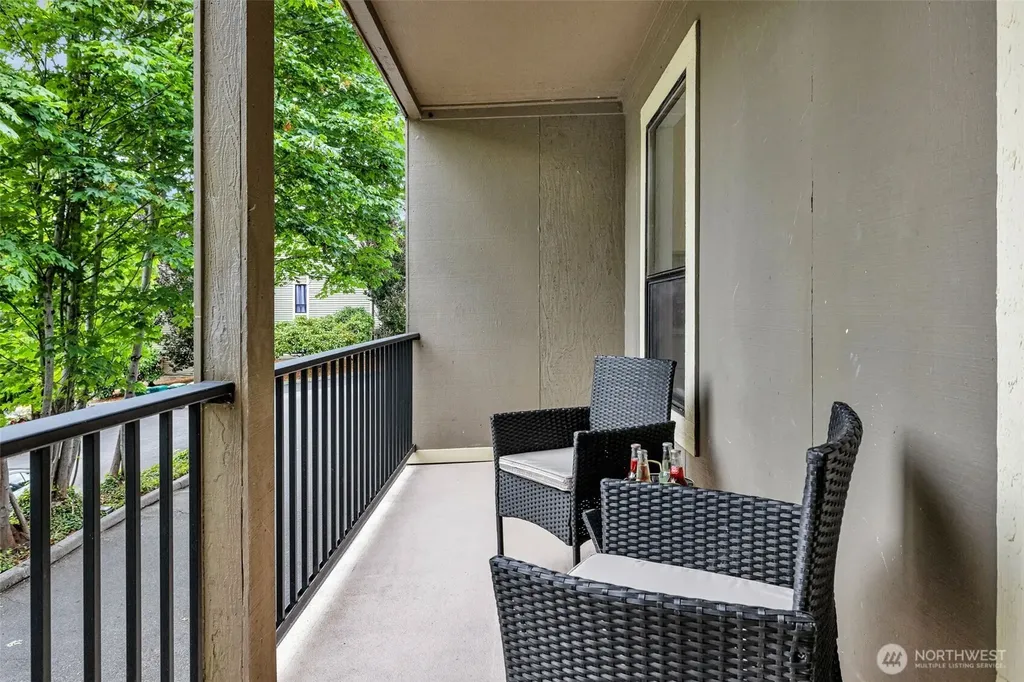 11701 100th Avenue NE Kirkland WA 98034
