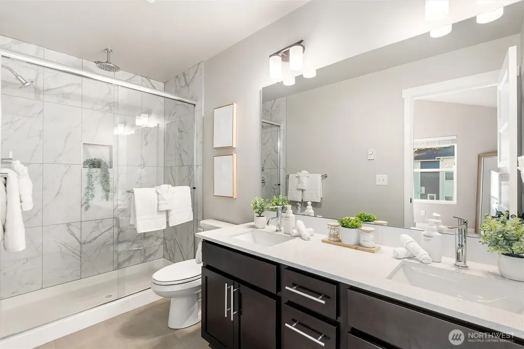 13717 Admiralty Way Lynnwood WA 98087