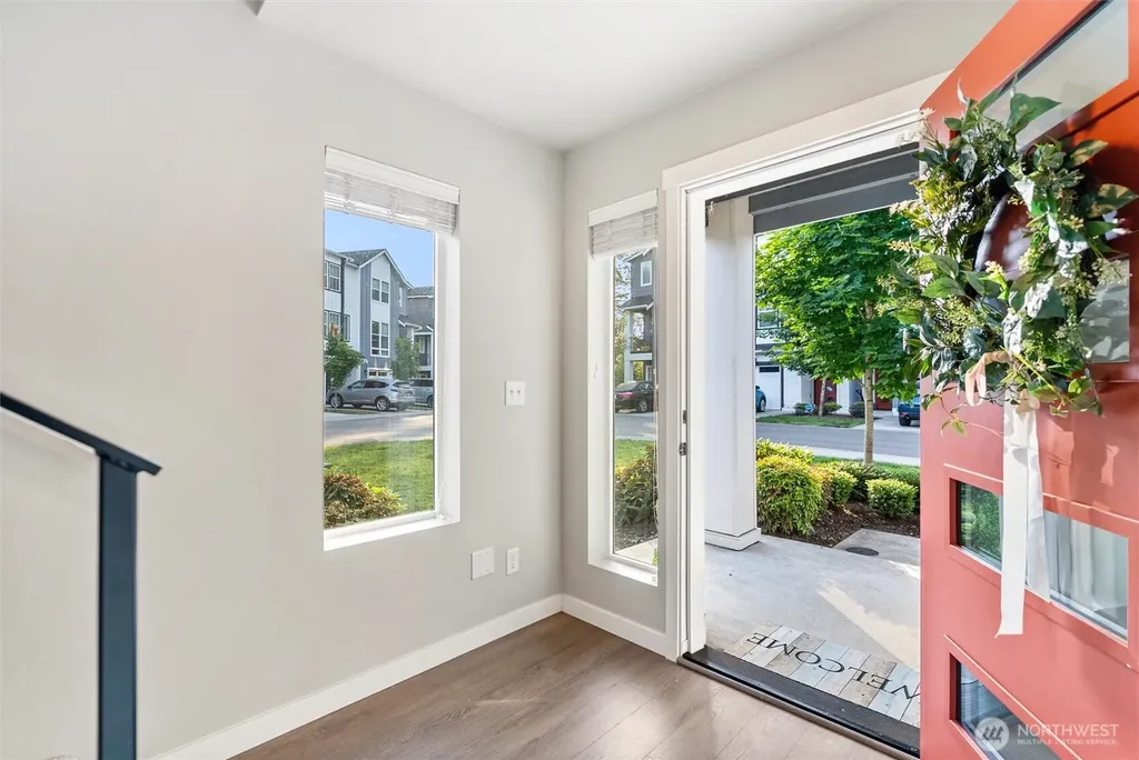 13717 Admiralty Way Lynnwood WA 98087