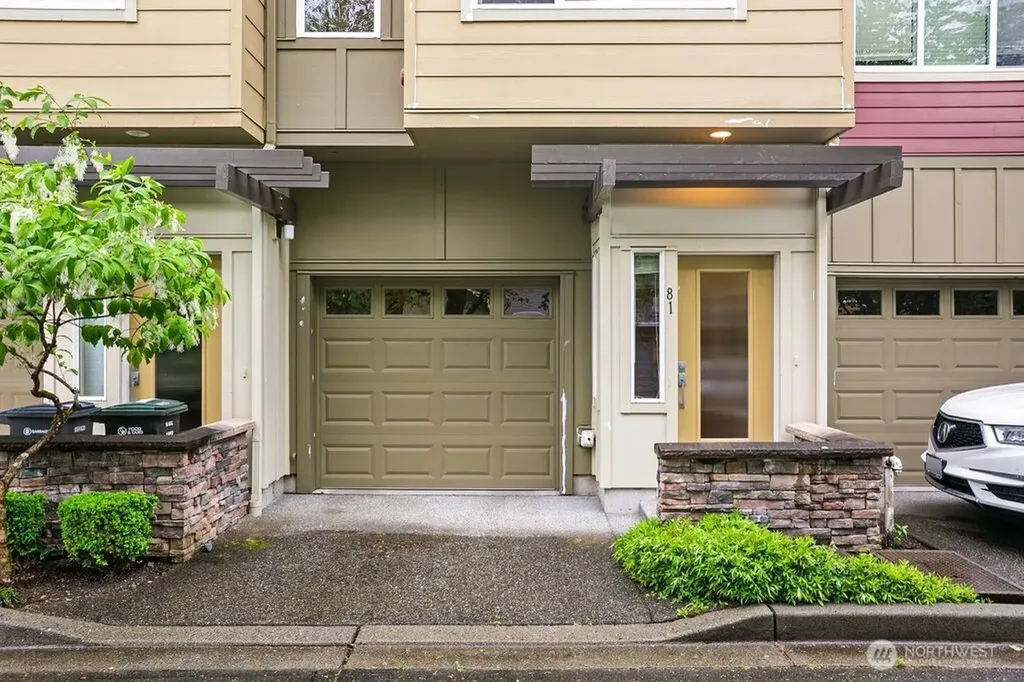 81 Sky Ridge Road NW Issaquah WA 98027