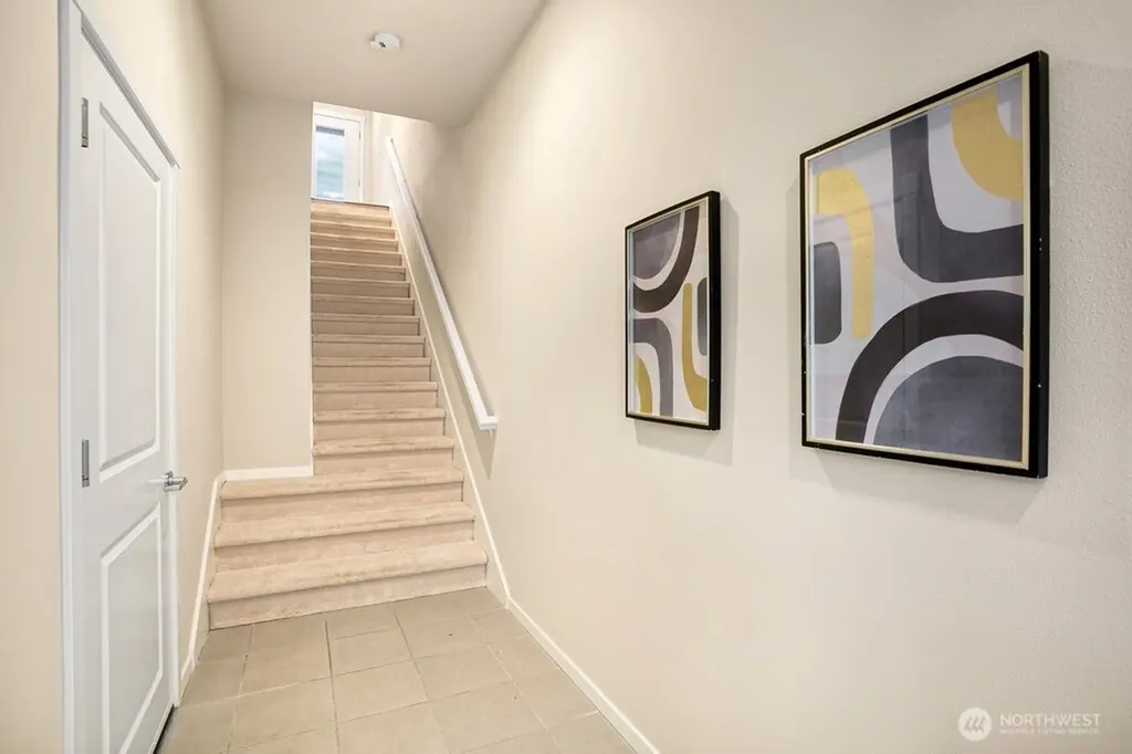 81 Sky Ridge Road NW Issaquah WA 98027