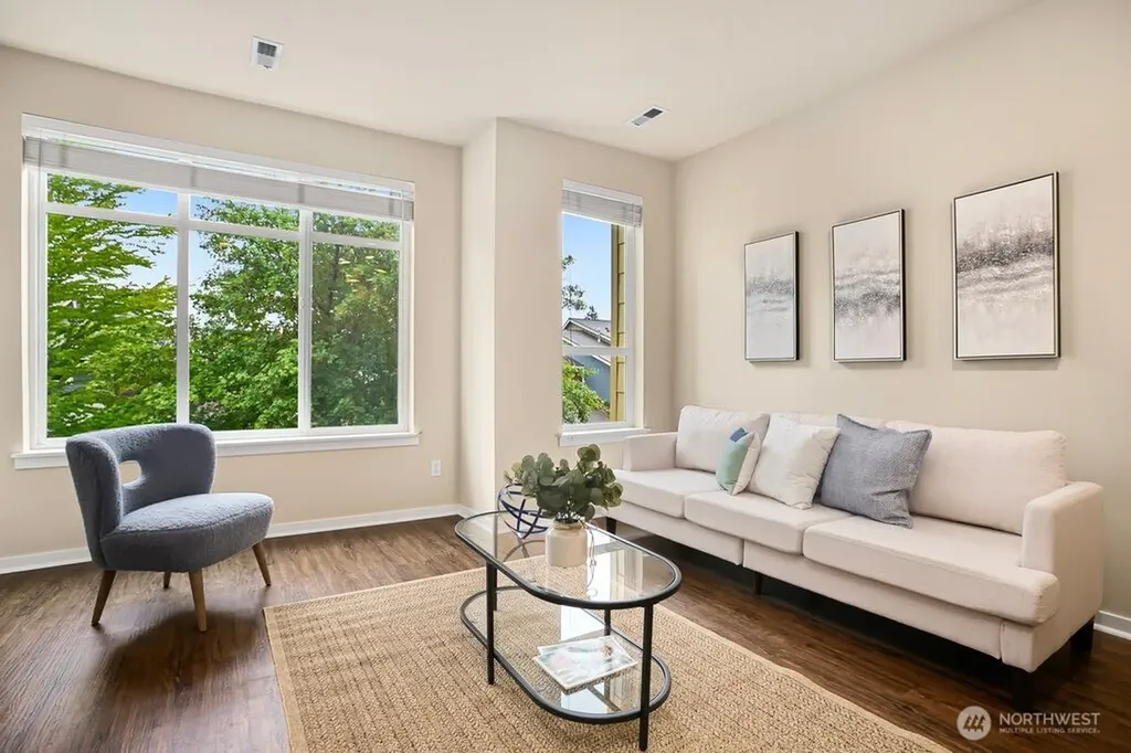 81 Sky Ridge Road NW Issaquah WA 98027