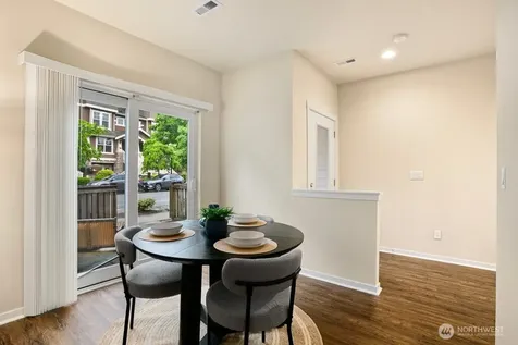 81 Sky Ridge Road NW Issaquah WA 98027