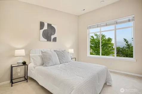 81 Sky Ridge Road NW Issaquah WA 98027