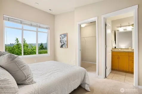 81 Sky Ridge Road NW Issaquah WA 98027