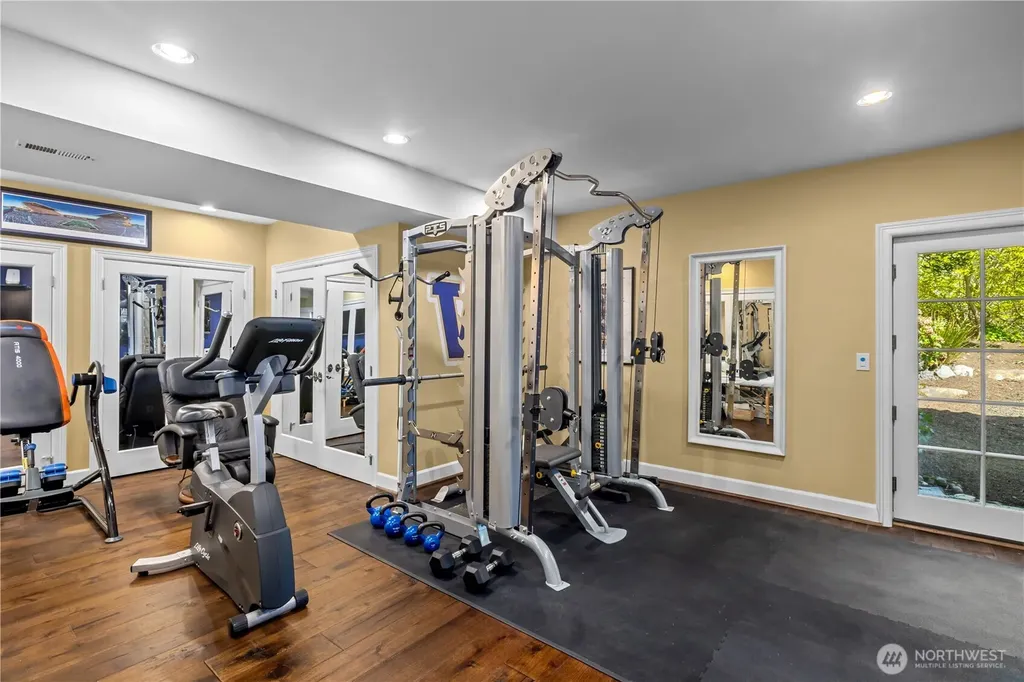 4145 Peregrine Point Way SE Sammamish WA 98075