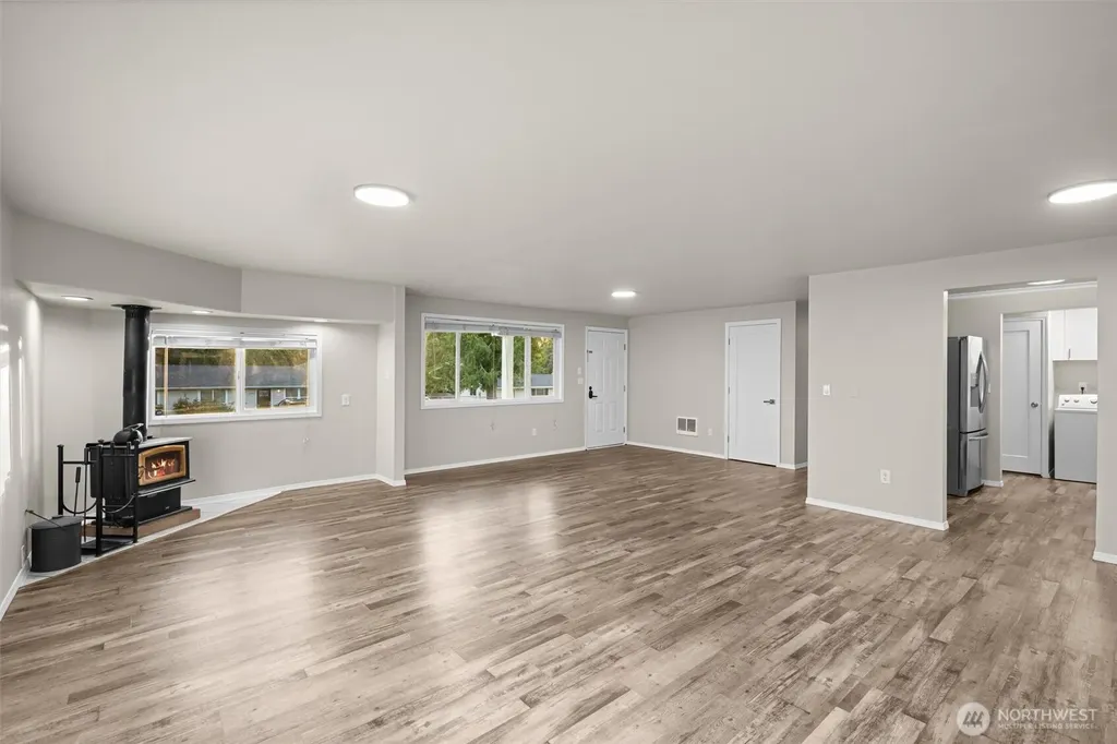 14319 127th Avenue E Puyallup WA 98374
