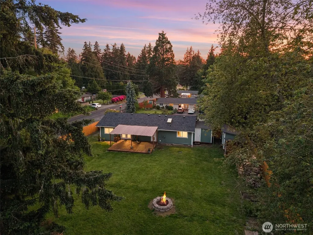 14319 127th Avenue E Puyallup WA 98374