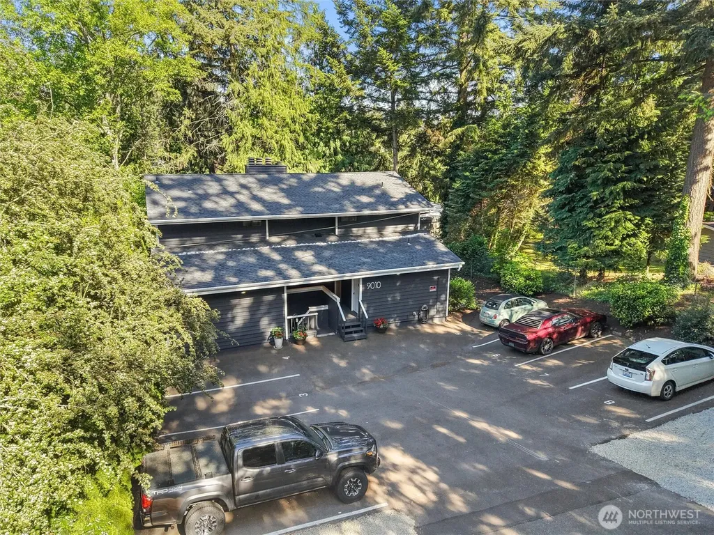 9010 236th Street SW Edmonds WA 98026