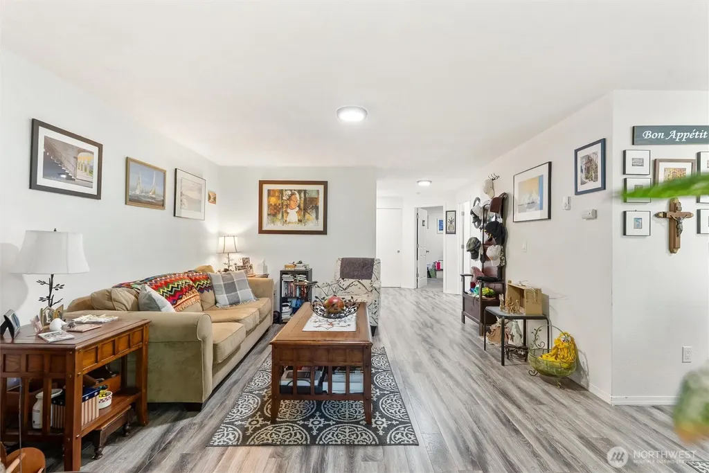 9010 236th Street SW Edmonds WA 98026