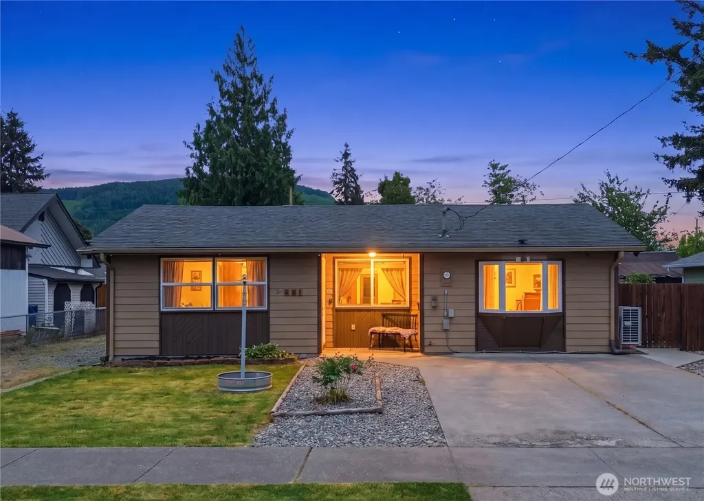 621 Jameson Street Sedro Woolley WA 98284