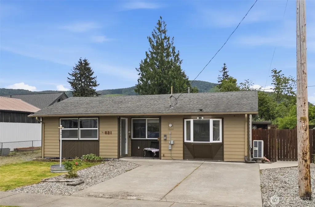 621 Jameson Street Sedro Woolley WA 98284