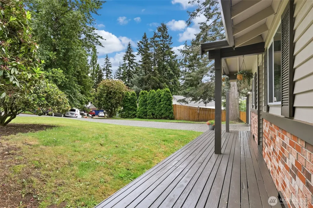 22336 122nd Avenue SE Kent WA 98031