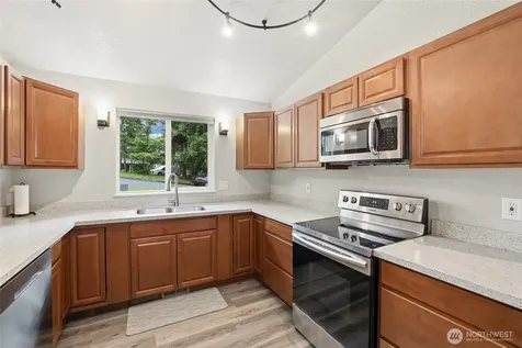 22336 122nd Avenue SE Kent WA 98031