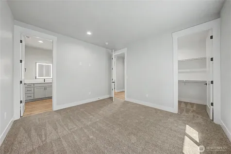 557 Perry Avenue East Wenatchee WA 98802