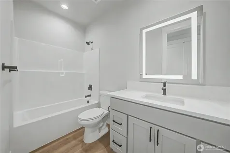 557 Perry Avenue East Wenatchee WA 98802