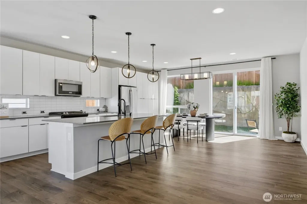 22615 69th Place W Mountlake Terrace WA 98043