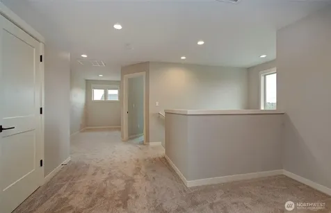 2307 E 6th Street La Center WA 98629