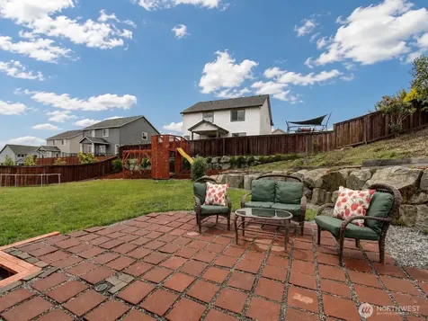 2307 E 6th Street La Center WA 98629