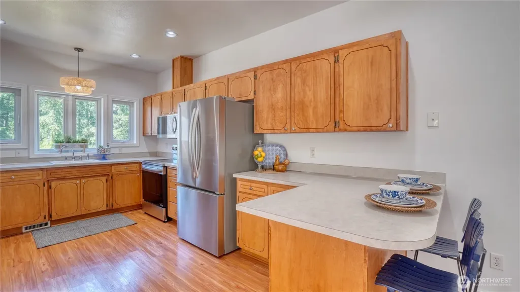 32010 71st Avenue Ct E Eatonville WA 98328