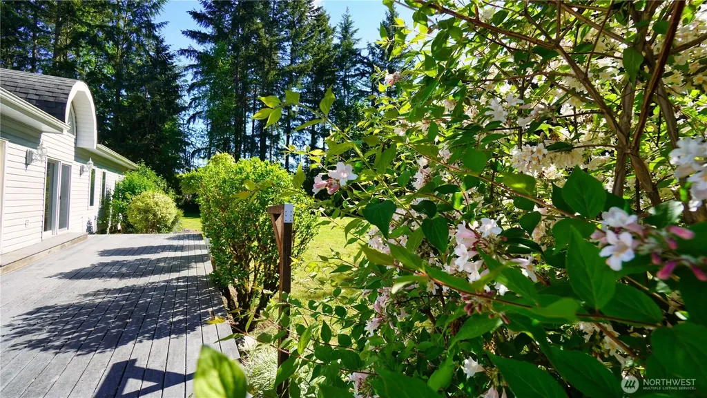 32010 71st Avenue Ct E Eatonville WA 98328