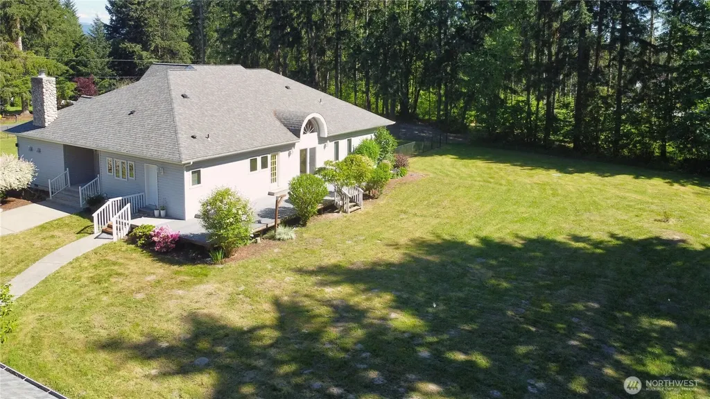 32010 71st Avenue Ct E Eatonville WA 98328