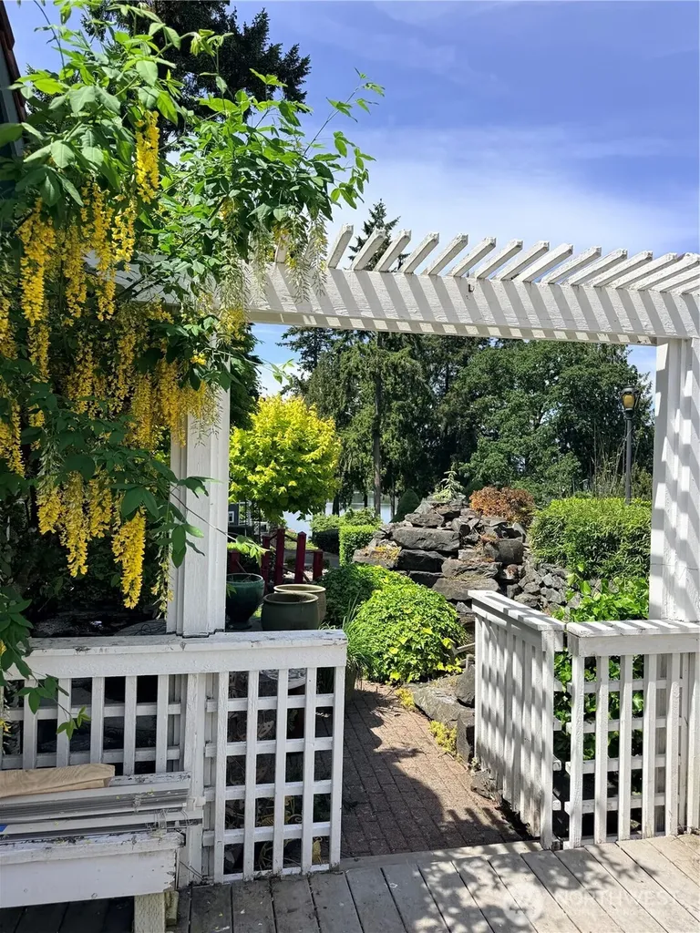 7201 Holly Hedge Lane SW Lakewood WA 98499