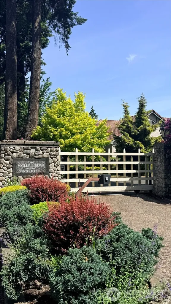 7201 Holly Hedge Lane SW Lakewood WA 98499