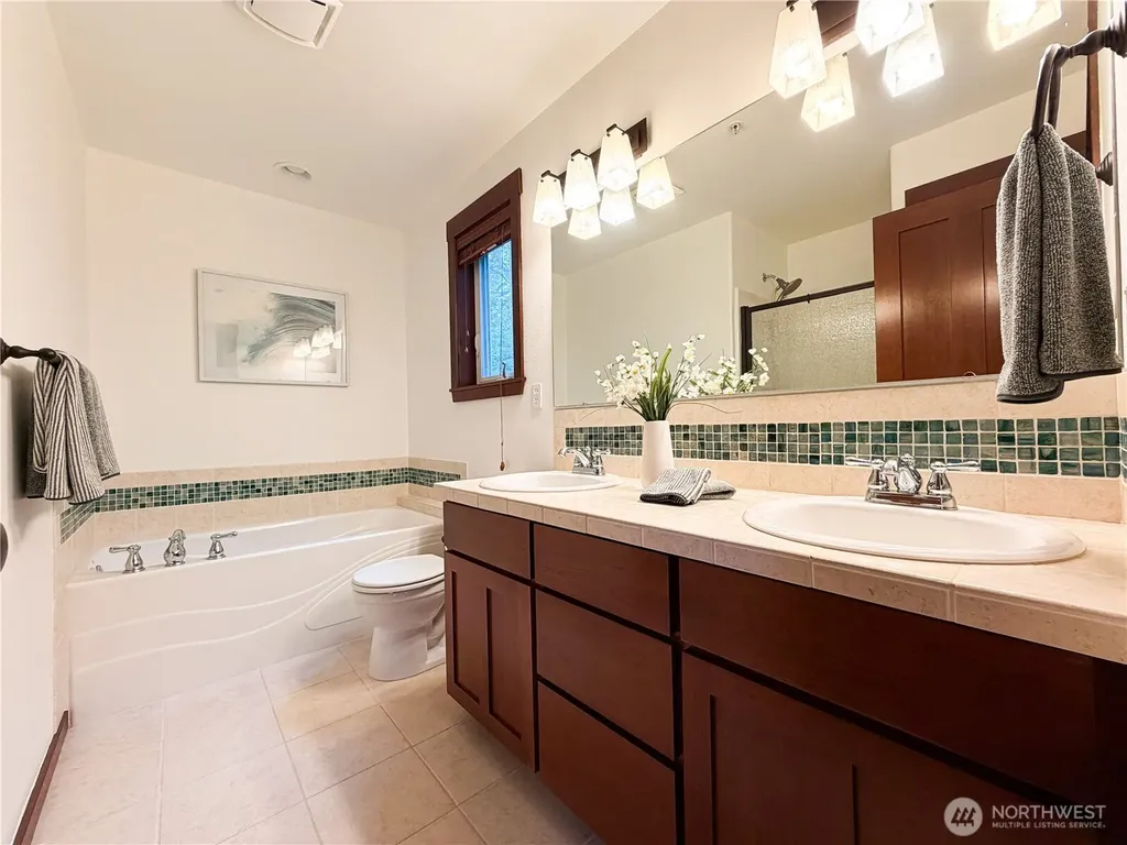 17120 114th Lane SE Renton WA 98055