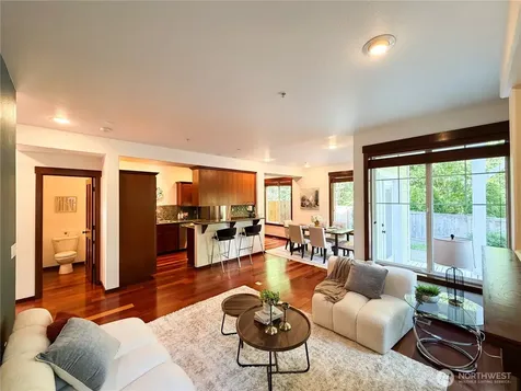 17120 114th Lane SE Renton WA 98055