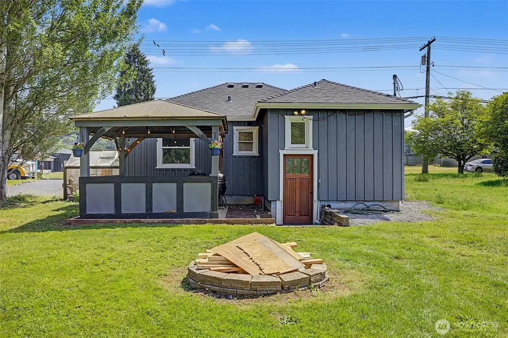 717 E Highland Drive Arlington WA 98223