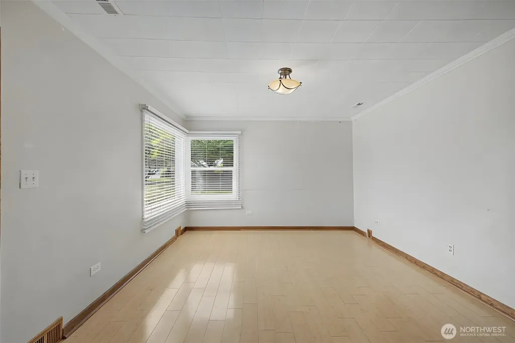 717 E Highland Drive Arlington WA 98223