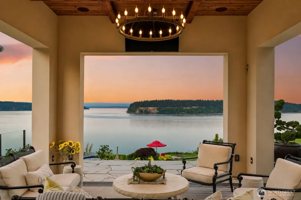 2602 64th Street NW Gig Harbor WA 98335