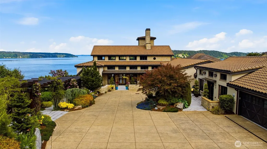 2602 64th Street NW Gig Harbor WA 98335