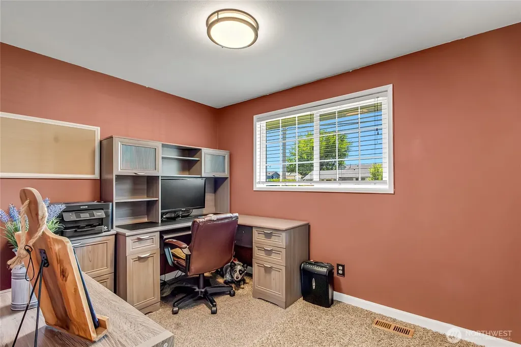 1309 99th Street E Tacoma WA 98445