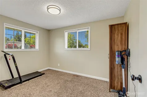 1309 99th Street E Tacoma WA 98445